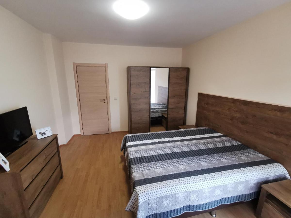 Ferienwohnung Къмпинг Градина - Апартамент С Две Спални В К-С Черноморска Звезда Tschernomorez Exterior foto